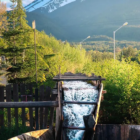 Serenity, アパート